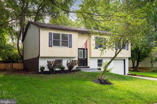 164 Hudson Ave, West Deptford, NJ 08086-1990