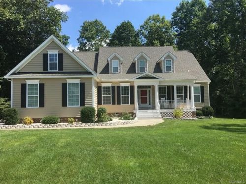 8252 Christian Ridge Dr, Mechanicsville, VA 23111-6098