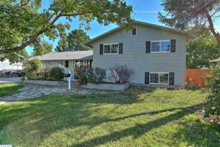 2144 Crestview Ave, Richland, WA 99354-1812