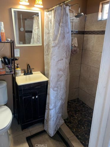 5433 Pelleur St, Lynwood CA  90262-5520 exterior