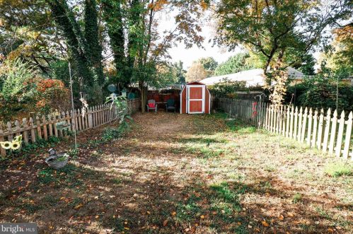 821 Commons Ln, Camden-Wy DE  19934-1273 exterior