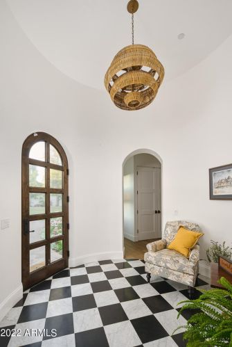 4401 61 St, Scottsdale AZ 85254-1914 exterior