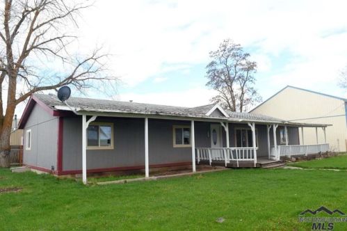 370 Superior St, Cambridge, ID 83610-4701