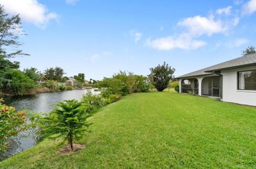 4984 30th Pl, Naples FL  34116-7749 exterior