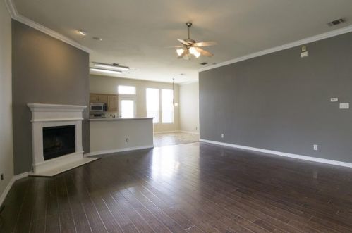 2317 Whitney Ct, Fort Worth, TX 76120-5629
