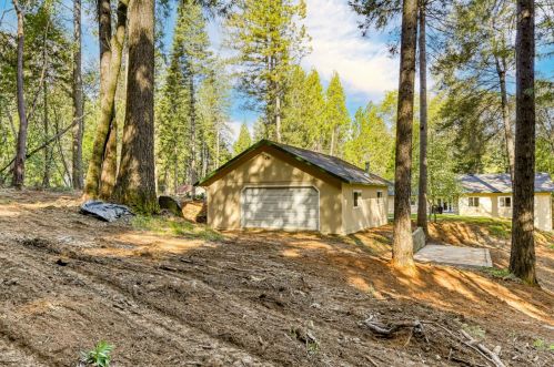 5257 Cold Springs Dr, Michigan Bluff CA  95631-9740 exterior