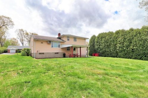 62 Cheryl Dr, Waterbury, CT 06708-3628