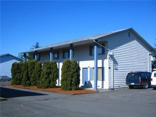 835 4th Ave, Kent, WA 98032-3034