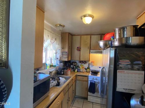 407 Guiberson St, Santa Paula CA  93060-2344 exterior