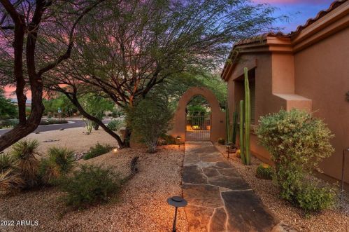 8361 Arroyo Hondo Rd, Scottsdale, AZ 85266-1004