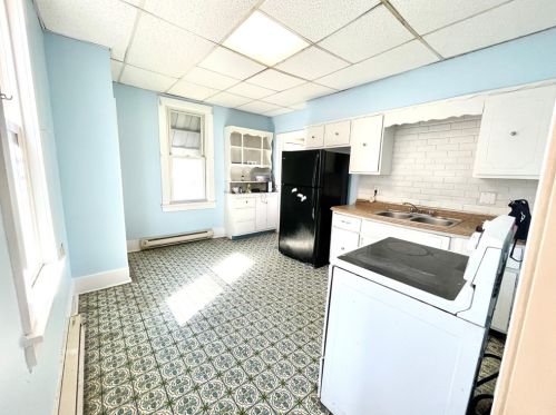 1249 Leishman Ave, New Kensington PA  15068-5650 exterior