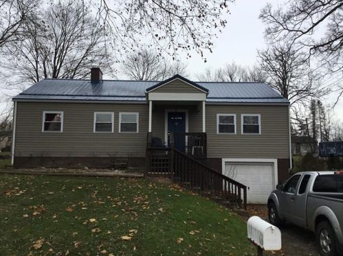 239 Kline Ave, Evans City, PA 16033-3719