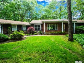24 Barrington Pl, Huntington Station, NY 11747-4002