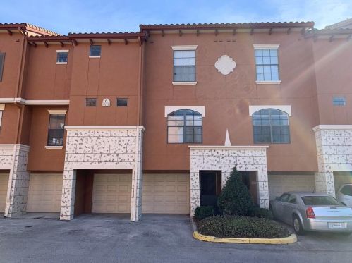 6111 Metrowest Blvd, Orlando, FL 32835-2954