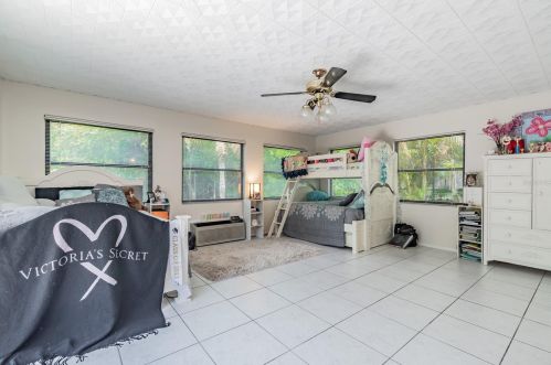 3664 Darston St, Palm Harbor FL  34685-1182 exterior