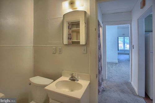 529 West St, Carlisle PA  17013-2838 exterior