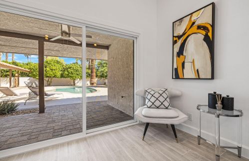 48890 Eisenhower Dr, La Quinta CA  92253-6223 exterior