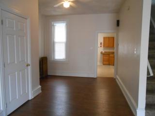 306 Salaignac St, Philadelphia PA  19128-5122 exterior