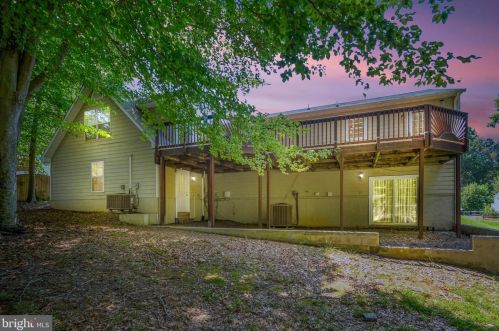 6103 Windsor Dr, Fredericksburg VA  22407-5036 exterior