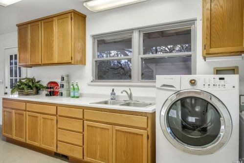 2151 Schultz Rd, Santa Rosa CA  95452-9073 exterior