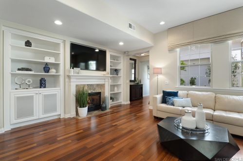 2731 Evans Rd, San Diego, CA 92106-6066