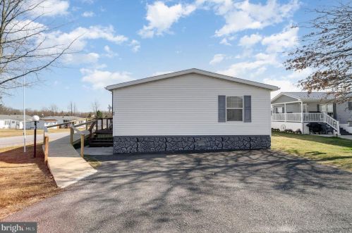 96 Country View Est, North Newton PA  17241-8760 exterior