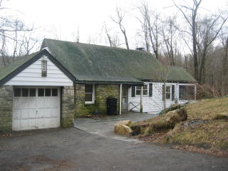 117 Ballyhack Rd, Sears Corners, NY 10509-5910