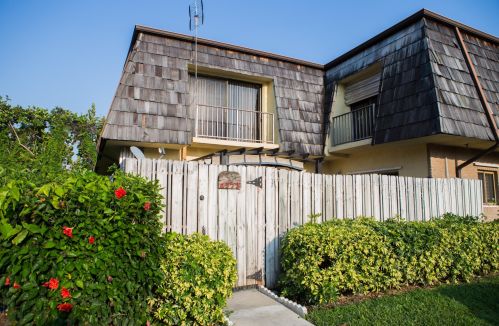 4573 Cherry Rd, West Palm Beach, FL 33417-5983