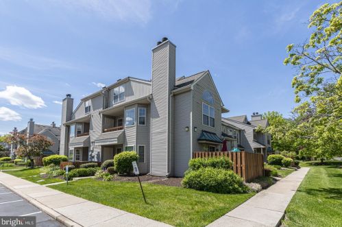2402 Brookhaven Dr, Yardley, PA 19067-6376