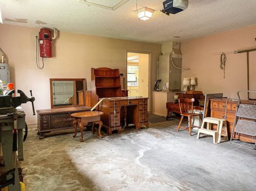 1329 Cr 436, Lake Panasoffkee FL  33538-5128 exterior