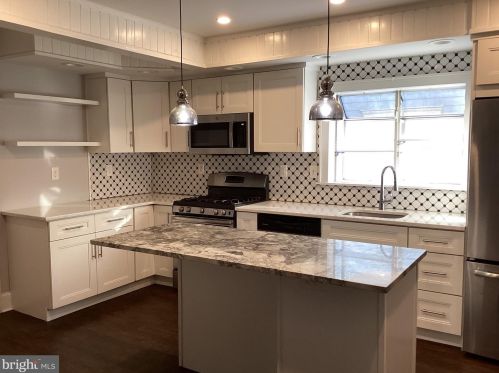 115 Abernethy Dr, Trenton, NJ 08618-4903