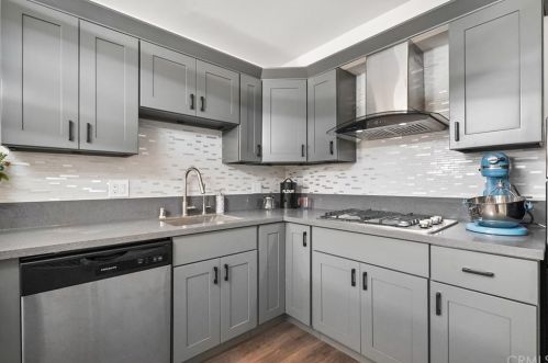 7895 Garden Park St, Chino CA  91708-7659 exterior