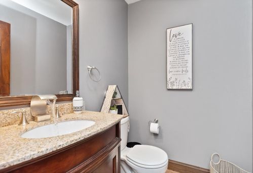 1755 Stuttgart Dr, Saint Martin OH  45118-8435 exterior