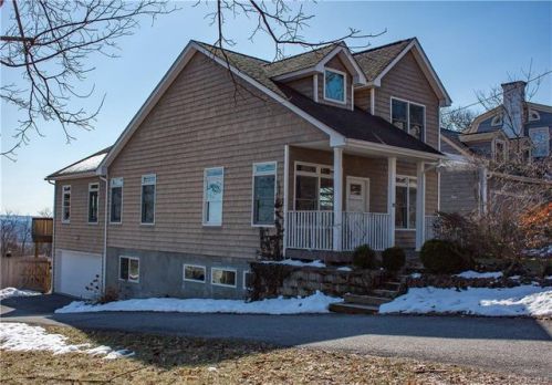 19 Hudson Ter, Marlborough, NY 12542-6135