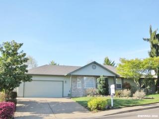 531 Gavin Dr, Dallas OR  97338-1198 exterior