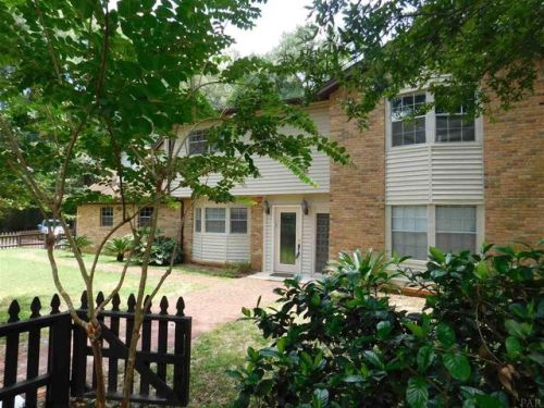 7631 Lakeside Dr, Milton, FL 32583-8680