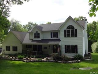 58 Mapes Rd, Middletown, NY 10940-7383