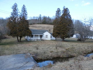 79 Rebels Creek Rd, Bakersville, NC 28705-7248