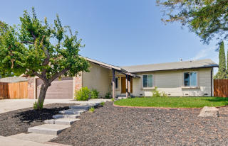 826 Santa Ana Dr, West Pittsburg, CA 94565-6155