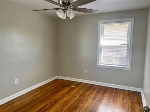 802 Locust St, New Castle PA  16101-2130 exterior