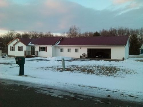 300 Adare Ct, Lynchburg, OH 45142-9266