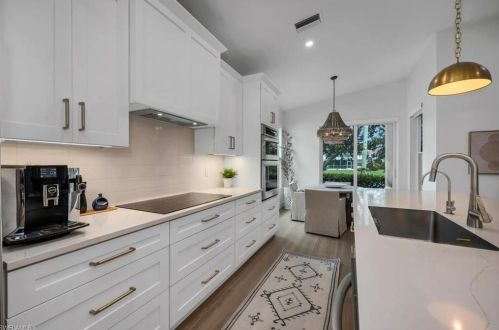 1992 Timarron Way, Naples FL  34109-3320 exterior