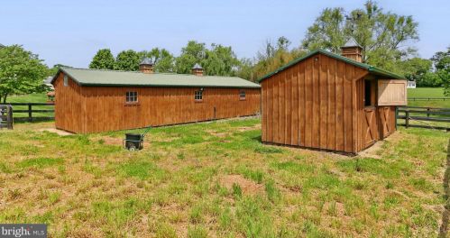 12760 Beebe Ct, Lovettsville VA  20180-2778 exterior