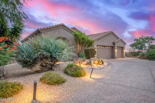 9215 Broken Arrow Dr, Scottsdale, AZ 85262-1101