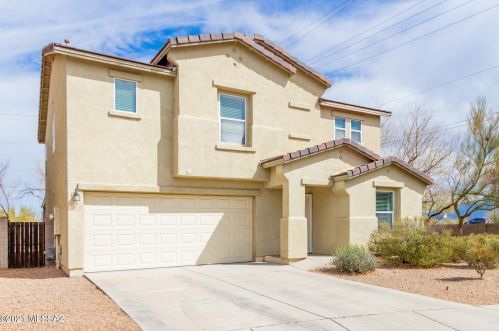 2100 Sunset Surprise Ct, Tucson, AZ 85742-4533