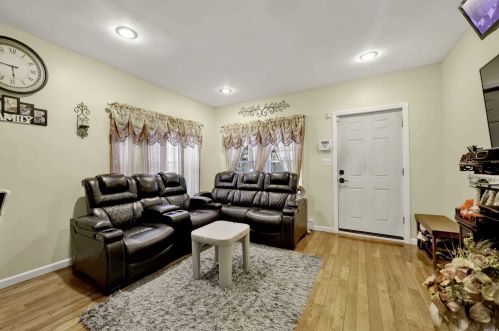 114-20 139th St, Jamaica, NY 11436-3008