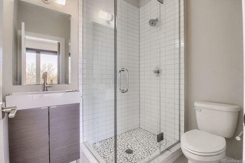 1261 Xavier St, Denver CO  80204-3625 exterior