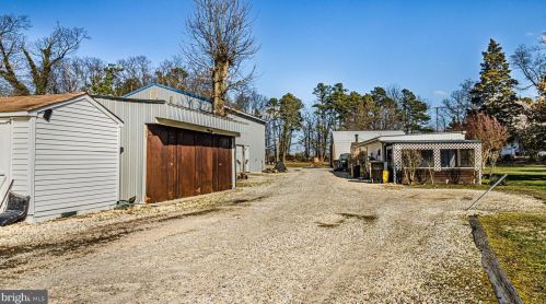 528 New Freedom Rd, Berlin Boro NJ  08009-9534 exterior