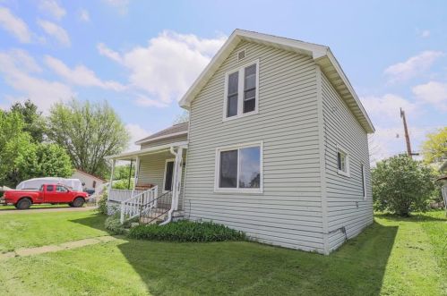 706 Lincoln St, Augusta, WI 54722-9272