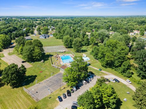 1043 Carryback Dr, Pataskala OH 43062-9543 exterior